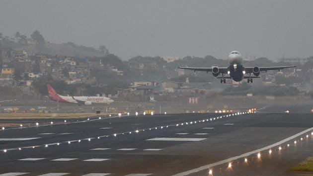The runway at Cochin airport was closed for 50 minutes. Only one Jet Airways flight from Mumbai was diverted after a Sri Lankan Airways flight got caught in crosswinds during landing. (HT/Picture for representation) The runway at Cochin airport was closed for 50 minutes. Only one Jet Airways flight from Mumbai was diverted after a Sri Lankan Airways flight got caught in crosswinds during landing. (HT/Picture for representation)