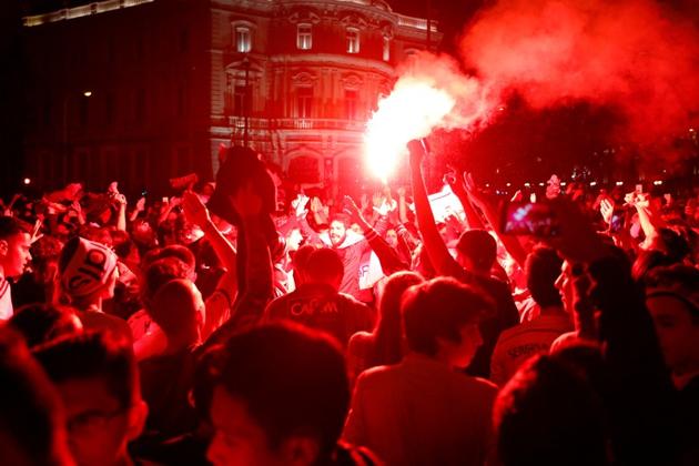 Real Madrid fans celebrate winning the Champions League. (REUTERS) Real Madrid fans celebrate winning the Champions League. (REUTERS)