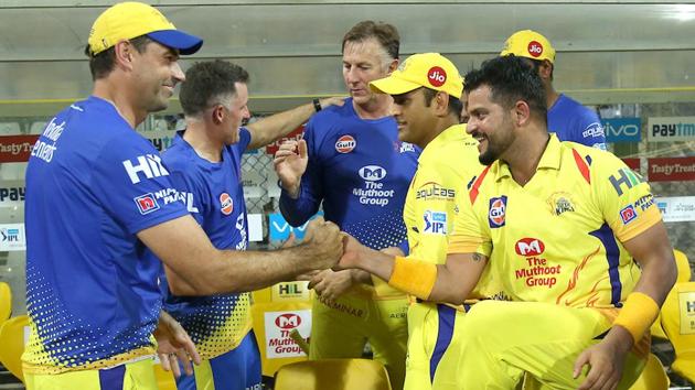 Chennai Super Kings paint Wankhede Stadium yellow with glitzy ...