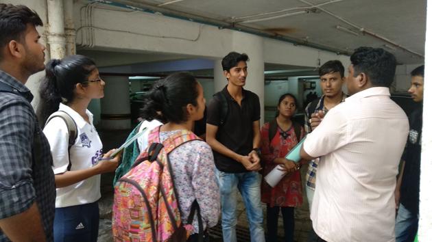 Students of RD College attend an orientation lecture (HT photo) Students of RD College attend an orientation lecture (HT photo)