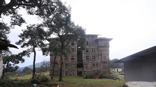 The now dilapidated Prinkipo Greek Orthodox orphanage is at risk of collapse. (Wikimedia Commons) The now dilapidated Prinkipo Greek Orthodox orphanage is at risk of collapse. (Wikimedia Commons)
