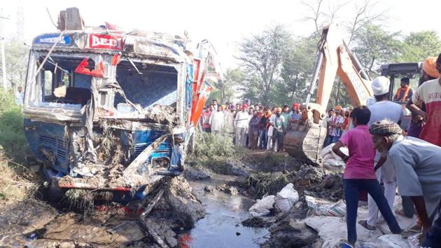 A head-on collision between a truck and a ‘peter rehra’ (locally-manufactured four-wheeler with a diesel engine) near Sangwan village on Patti-Harike road. (HT Photo) A head-on collision between a truck and a ‘peter rehra’ (locally-manufactured four-wheeler with a diesel engine) near Sangwan village on Patti-Harike road. (HT Photo)