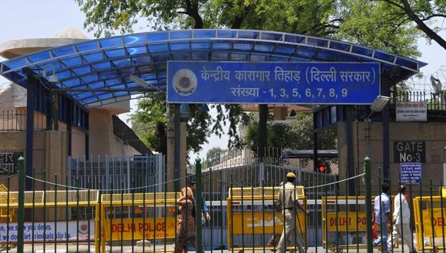 Security personnel guard the Tihar jail in New Delhi. (Vipin Kumar/HT FILE PHOTO) Security personnel guard the Tihar jail in New Delhi. (Vipin Kumar/HT FILE PHOTO)