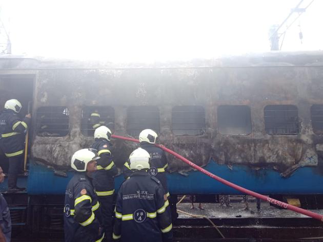 The fire started at 3pm in the railway yard at Chhatrapati Shivaji Maharaj Terminus.(Kunal Patil/HT Photo)