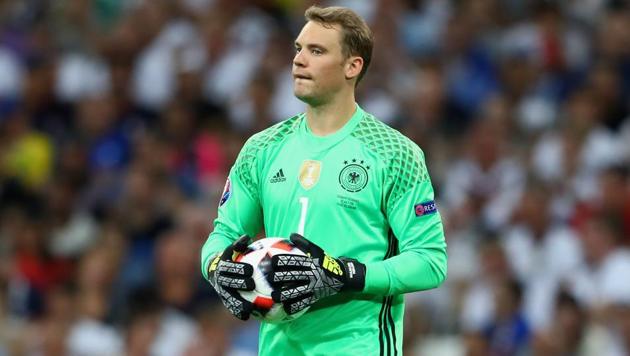 Manuel Neuer was a key cog of the Germany side that won the FIFA World Cup in 2014, and the fact that Die Mannschaft are sweating over his fitness shows the importance of a good goalkeeper in the tournament.(Getty Images)