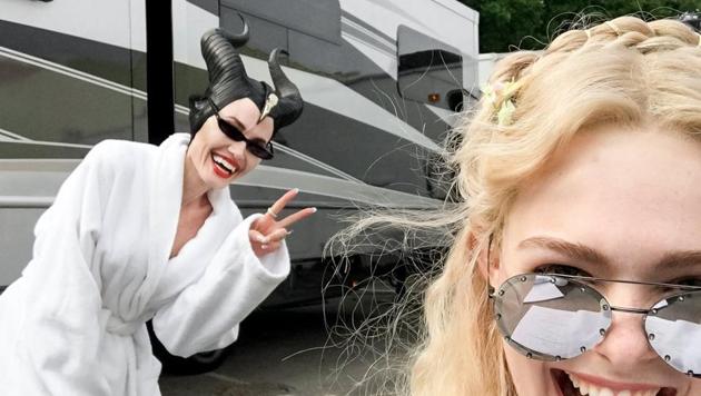 Elle Fanning posted this cool photo with her witch-mom, Angelina Jolie from the sets of Maleficent 2.(Instagram)
