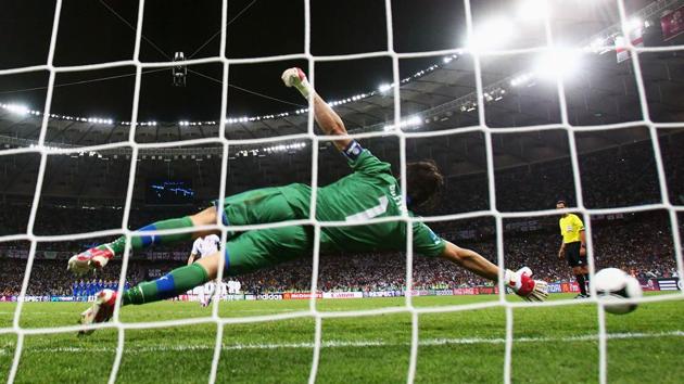 The England national football team have an unenviable record in sudden-death situations and goalkeeper Jordan Pickford has said they are preparing for the prospect of penalties at the FIFA World Cup 2018.(Getty Images)