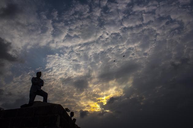 Ahead of IMD’s forecast, the city has been experiencing heavy cloud cover over the past week. (HT file photo) Ahead of IMD’s forecast, the city has been experiencing heavy cloud cover over the past week. (HT file photo)