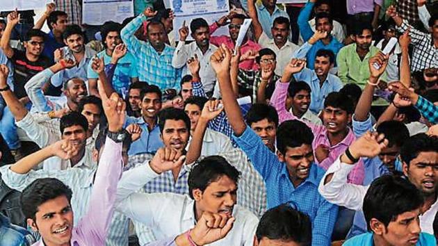 Students from SC/ST communities stage a dharna for their pending demands in Bhopal. (Mujeeb Faruqui/HT File Photo) Students from SC/ST communities stage a dharna for their pending demands in Bhopal. (Mujeeb Faruqui/HT File Photo)