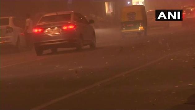 Dust storm hits parts of Delhi in the evening giving respite to Delhiites from sweltering heat. (ANI Photo) Dust storm hits parts of Delhi in the evening giving respite to Delhiites from sweltering heat. (ANI Photo)