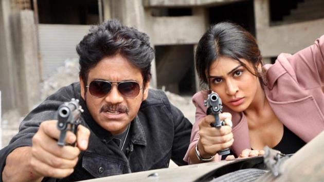 Officer movie review: Nagarjuna plays the role of a special investigation officer in the RGV directorial