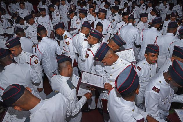 National Defence Academy cadets check their report cards during the convocation ceremony of the 134th course at NDA in Pune on Tuesday. (Pratham Gokhale/HT Photo) National Defence Academy cadets check their report cards during the convocation ceremony of the 134th course at NDA in Pune on Tuesday. (Pratham Gokhale/HT Photo)