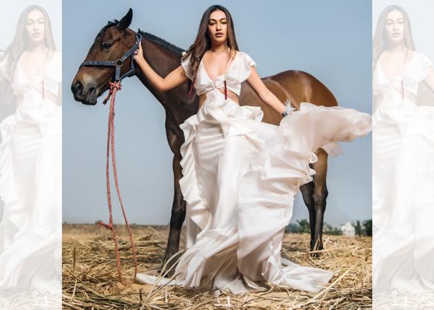 Long dresses create an illusion of height. Art direction: Amit Malik; Make-up and hair: Deepti Jain Girotra; Models: Pooja Bhasin and Akshay Ganjoo (Benz & Beadz Models)(Shivamm Paathak)