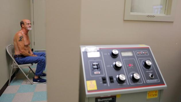 Former coal miner Don Pauley waits between X-rays at a care centre. The fund pays benefits to miners severely disabled by black lung in cases where no coal company can be found to directly provide support. That typically occurs when a company has gone belly-up – an increasingly common scenario as the nation shifts to cheaper natural gas and cleaner solar and wind power. (Brian Snyder / REUTERS) Former coal miner Don Pauley waits between X-rays at a care centre. The fund pays benefits to miners severely disabled by black lung in cases where no coal company can be found to directly provide support. That typically occurs when a company has gone belly-up – an increasingly common scenario as the nation shifts to cheaper natural gas and cleaner solar and wind power. (Brian Snyder / REUTERS)