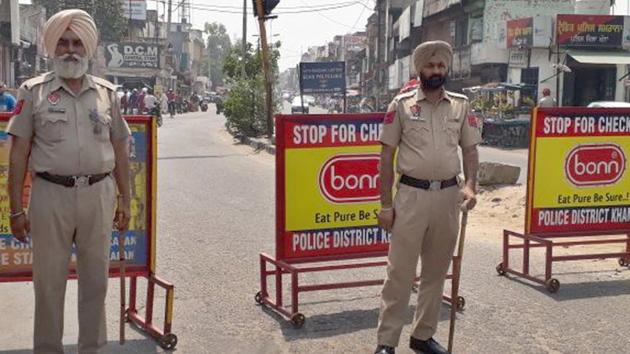 Police officials say political interference has increased in the past few years. If the police flag vehicles for checking, sometimes it is made a prestige issue and they are abused, assaulted. (HT File)