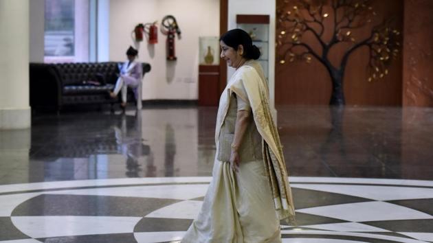 External Affairs Minister Sushma Swaraj discussed with South African President Cyril Ramaphosa enhanced engagement between the two countries and greater cooperation in areas of skill development, agriculture and information technology. Swaraj reached South Africa on Sunday on a five-day visit. (Sonu Mehta / HT File) External Affairs Minister Sushma Swaraj discussed with South African President Cyril Ramaphosa enhanced engagement between the two countries and greater cooperation in areas of skill development, agriculture and information technology. Swaraj reached South Africa on Sunday on a five-day visit. (Sonu Mehta / HT File)