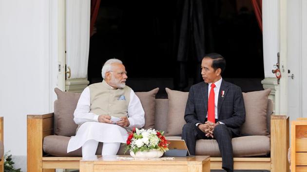 Prime Minister Narendra Modi and Indonesia President Joko Widodo at the presidential palace, Jakarta, Indonesia, May 30, 2018(REUTERS)