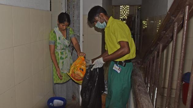 In the absence of proper segregation of waste inside homes, the danger from hazardous plastics falls on the trash collectors, most of whom are poorly paid. M Khokhan Hamid, 39, hasn’t told his children what he does for a living. Shame keeps Hamid from telling them that every day he goes door-to-door collecting garbage. (Anushree Fadnavis / HT Photo)