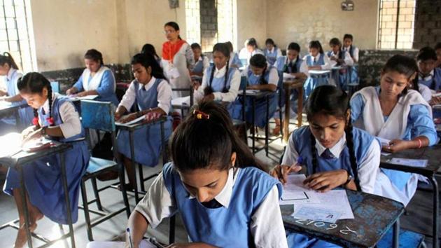 West Bengal Board Class 10 result: The pass percentage went down to 85.49% from 85.75% last year. Sanjivani Debnath of Suniti Academy in the north Bengal district of Cooch Behar stood first scoring 689 out of 700 (or 98.4%). (File photo) West Bengal Board Class 10 result: The pass percentage went down to 85.49% from 85.75% last year. Sanjivani Debnath of Suniti Academy in the north Bengal district of Cooch Behar stood first scoring 689 out of 700 (or 98.4%). (File photo)