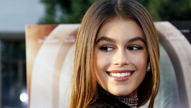 Cindy Crawford’s daughter wants to try her vintage pieces | Fashion ...