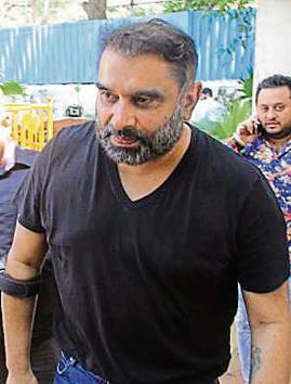 Parag Sanghvi at the Thane anti-extortion cell office on Wednesday.(Praful Gangurde/ Hindustan Times) Parag Sanghvi at the Thane anti-extortion cell office on Wednesday.(Praful Gangurde/ Hindustan Times)