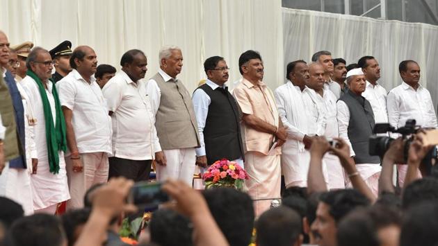 The 15-day-old HD Kumaraswamy ministry in Karnataka was expanded on Wednesday with the induction of 25 ministers. Fourteen ministers are from the Congress, nine from JD(S) and one each from the BSP and the KPJP. (Arijit Sen / HT Photo) The 15-day-old HD Kumaraswamy ministry in Karnataka was expanded on Wednesday with the induction of 25 ministers. Fourteen ministers are from the Congress, nine from JD(S) and one each from the BSP and the KPJP. (Arijit Sen / HT Photo)