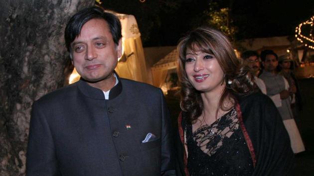 Shashi Tharoor with his late wife Sunanda Pushkar at a wedding reception in February 2010 in New Delhi. Pushkar was found dead at a seven-star hotel where the couple had checked in together a day earlier.(HT File Photo)