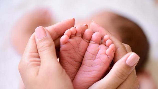 The maternal mortality rate (MMR) , according to the sample registration system (SRS) data released by the office of Registrar General of India on Wednesday declined to 130 in 2014-16 from 167 in 2011-13.(Getty Images/iStockphoto)