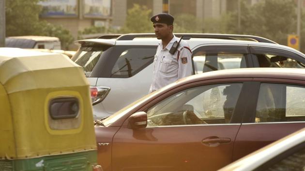 The focus on enforcement has led to a windfall for the traffic police, which collected ₹5.5 crore in penalty from offenders this year. (HT File Photo) The focus on enforcement has led to a windfall for the traffic police, which collected ₹5.5 crore in penalty from offenders this year. (HT File Photo)