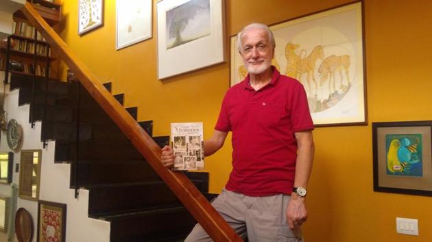 Maheshwar Dayal with his book at his Chandigarh home.(Sanjeev Sharma/ht) Maheshwar Dayal with his book at his Chandigarh home.(Sanjeev Sharma/ht)