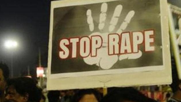 Residents of Kolkata take out a candlelight march to protest the increasing incidence of rape across the country.(Samir Jana/ HT Photo) Residents of Kolkata take out a candlelight march to protest the increasing incidence of rape across the country.(Samir Jana/ HT Photo)