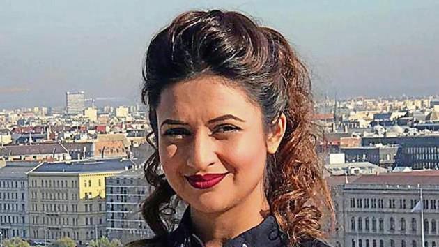 Divyanka Tripathi is seen in the show Yeh Hai Mohabbatein. Divyanka Tripathi is seen in the show Yeh Hai Mohabbatein.