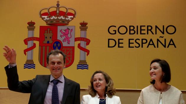 Sanchez’s new team also includes a minister in charge of science, innovation and universities. And the man to take that role is Spain’s first astronaut Pedro Duque. (Sergio Perez / REUTERS)