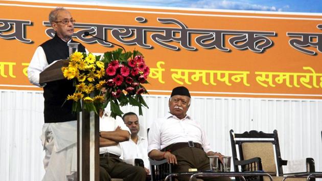 Former president Pranab Mukherjee speaks during the closing ceremony of Tritiya Varsha Sangh Shiksha Varg, a Rashtriya Swayamsevak Sangh event to mark the conclusion of a three-year training camp for Swayamsevaks, in Nagpur on Thursday.(PTI photo)