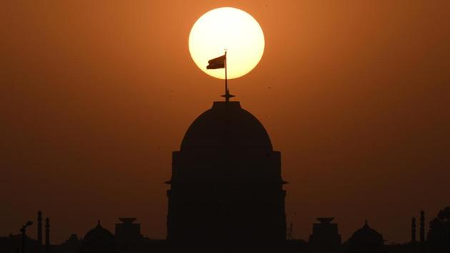 The body of a man was found inside the servant quarters of the Rashtrapati Bhavan, police said on Friday. The man was a Class IV employee and worked at the President’s Secretariat. He had been unwell for some time, police added. (Burhaan Kinu / HT File) The body of a man was found inside the servant quarters of the Rashtrapati Bhavan, police said on Friday. The man was a Class IV employee and worked at the President’s Secretariat. He had been unwell for some time, police added. (Burhaan Kinu / HT File)