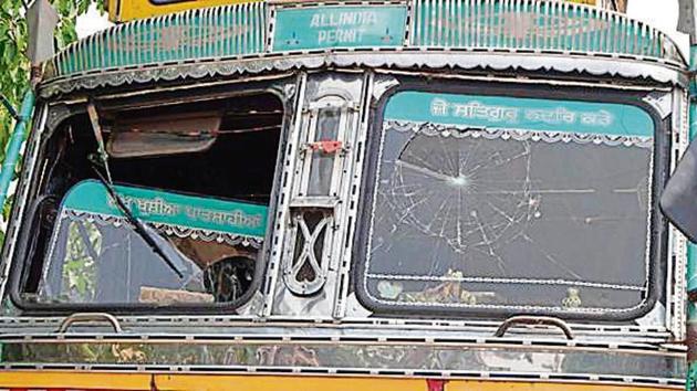 A vehicle damaged by agitated Balmiki Colony residents after the accident near the Mohali truck union office in Phase 6. (Anil Dayal/HT) A vehicle damaged by agitated Balmiki Colony residents after the accident near the Mohali truck union office in Phase 6. (Anil Dayal/HT)