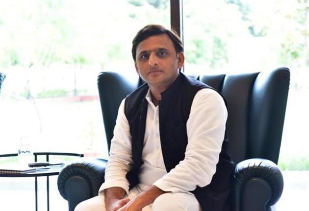 Akhilesh said the government came to power by talking about corruption but could not do anything against it. Rather, corruption had become all the more blatant. (HT Photo) Akhilesh said the government came to power by talking about corruption but could not do anything against it. Rather, corruption had become all the more blatant. (HT Photo)