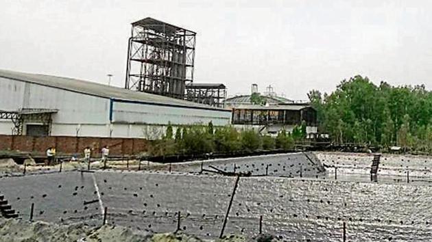 Chadha Sugar Mill in Gurdaspur district from which molasses spilled into the Beas recently.(HT File)