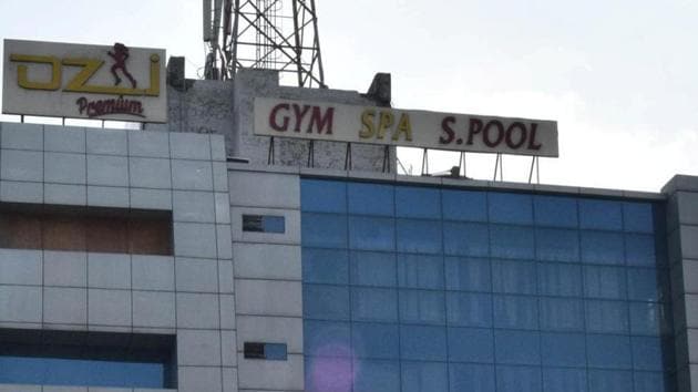 Ozi Gym and Spa, Industrial Area, Phase 8, has suspended operations since the mishap.(HT Photo)