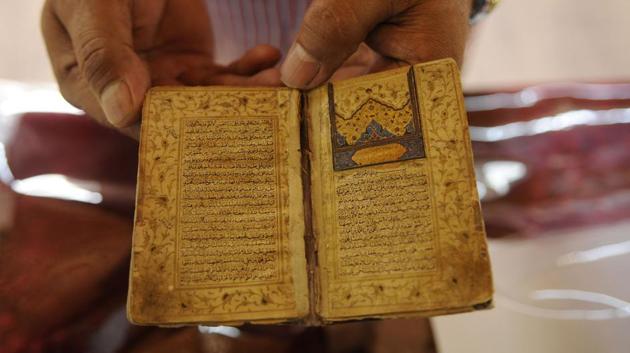 An exhibition of rare Islamic art and Quranic manuscripts at display in Srinagar.(Waseem Andrabi/ HT)