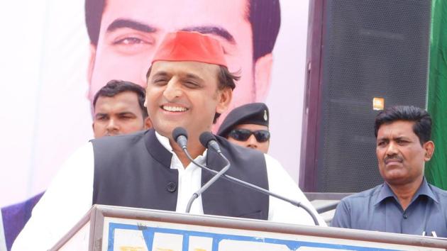 SP chief Akhilesh Yadav at a public meeting in Mainpuri. (HT Photo) SP chief Akhilesh Yadav at a public meeting in Mainpuri. (HT Photo)