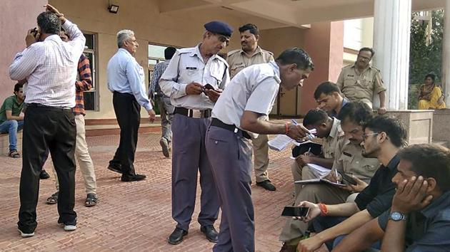 Police and traffic police personnel at the scene of a road accident on the Lucknow-Agra Expressway, in Kannauj. (PTI File Photo) Police and traffic police personnel at the scene of a road accident on the Lucknow-Agra Expressway, in Kannauj. (PTI File Photo)