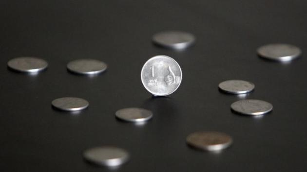A neighbouring shop owner says though coins of Rs 1, Rs 2, Rs 5 and Rs 10 are available, there’s much problem in accepting Rs 500 or Rs 2000 note for such a paltry bill of Rs 15. A neighbouring shop owner says though coins of Rs 1, Rs 2, Rs 5 and Rs 10 are available, there’s much problem in accepting Rs 500 or Rs 2000 note for such a paltry bill of Rs 15.