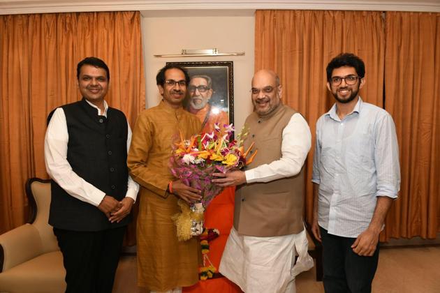 BJP President Amit Shah meets Shiv Sena chief Uddhav Thackeray in Mumbai on June 6, 2018. (HT Photo) BJP President Amit Shah meets Shiv Sena chief Uddhav Thackeray in Mumbai on June 6, 2018. (HT Photo)
