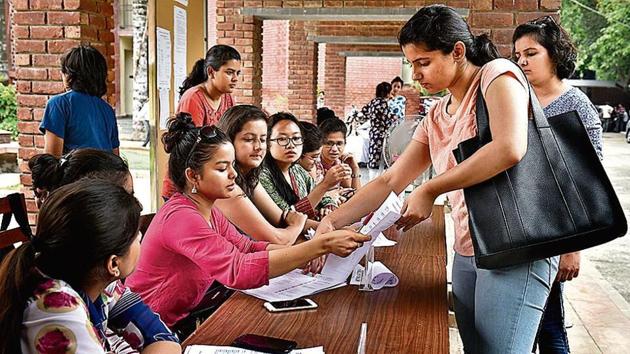 DU admission 2018: The university will announce the first cut-off list for the rest of the colleges on June 19 after which admissions will be conducted till June 21 (File photo) DU admission 2018: The university will announce the first cut-off list for the rest of the colleges on June 19 after which admissions will be conducted till June 21 (File photo)