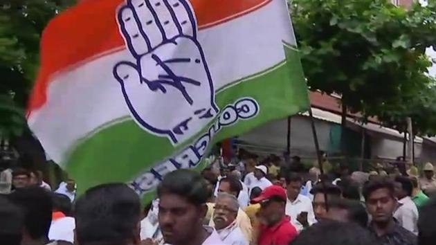 The Congress on Wednesday won the Jayanagar assembly seat in the city by a margin of more than 2,800 votes, wresting it from the BJP. According to election officials, Congress’ Sowmya Reddy secured 54,457 votes against her nearest rival from the BJP, B N Prahlad, who managed 51,568 votes. (ANI)