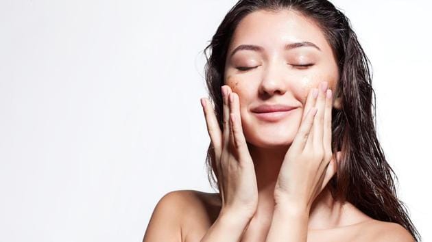 Beauty tips, do these 12 things to keep your skin glowing in monsoon |  Fashion Trends - Hindustan Times