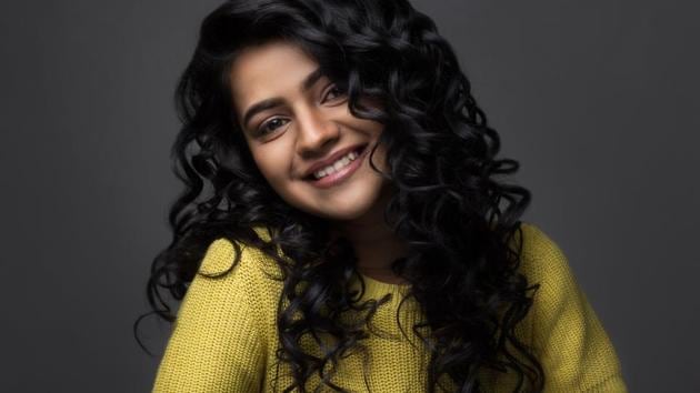 Actor Krutika Deo was seen in Tejas Prabha Vijay Deoskar’s Bucket List, which stars Madhuri Dixit-Nene (HTPHOTO) Actor Krutika Deo was seen in Tejas Prabha Vijay Deoskar’s Bucket List, which stars Madhuri Dixit-Nene (HTPHOTO)