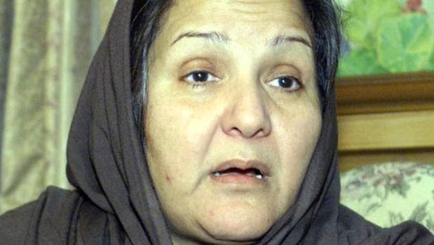 File photo of Kulsoom Nawaz, the wife of ousted Pakistani Prime Minister Nawaz Shari in Islamabad.(REUTERS)