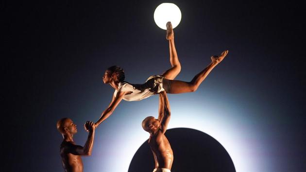 Dancers with the Alvin Ailey American Dance Theater perform a scene from the World Premier of “EN” during a dress rehearsal, before opening night at the David H. Koch Theater at Lincoln Center in New York. (Timothy A. Clary / AFP) Dancers with the Alvin Ailey American Dance Theater perform a scene from the World Premier of “EN” during a dress rehearsal, before opening night at the David H. Koch Theater at Lincoln Center in New York. (Timothy A. Clary / AFP)